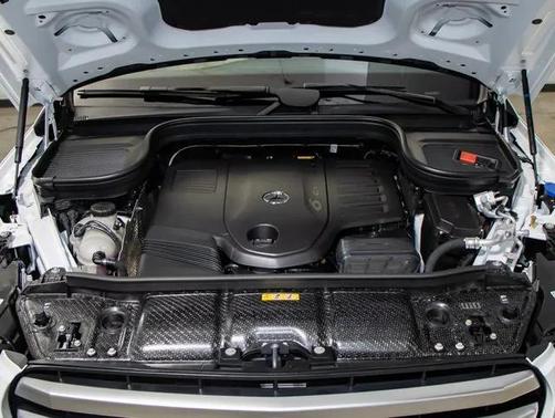 2026 Mercedes-Benz GLS 450 4MATIC