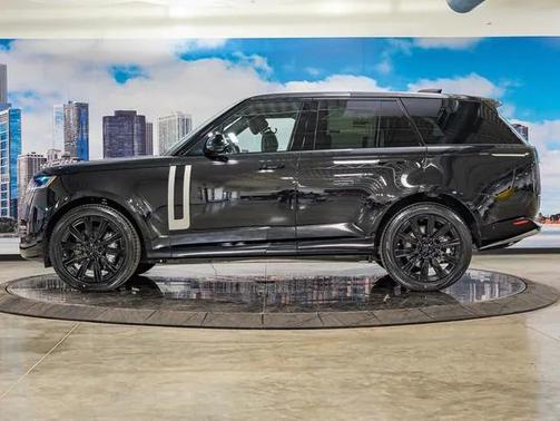 2026 Land Rover Range Rover SE
