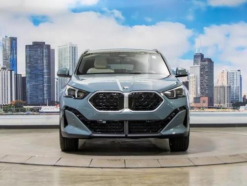 2025 BMW X2 xDrive28i