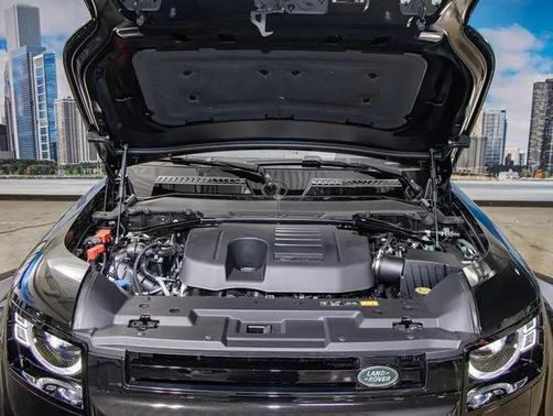 2025 Land Rover Defender 400PS X-Dynamic SE