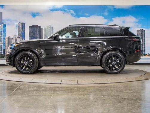2026 Land Rover Range Rover Velar P250 SE R-Dynamic