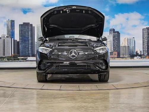 Black 2026 Mercedes-Benz GLC 300 4MATIC