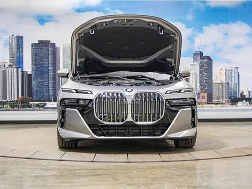2025 BMW 760 i xDrive