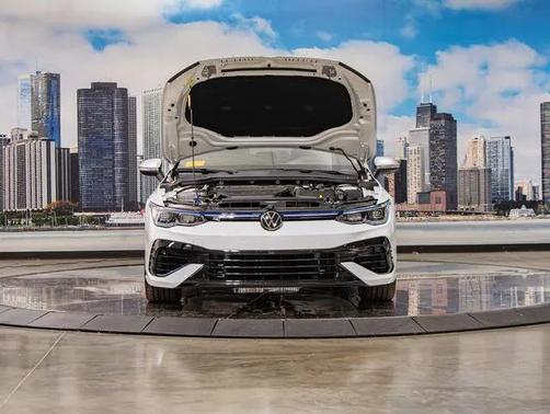 2024 Volkswagen Golf R 2.0T DSG