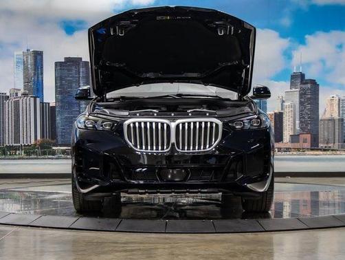 Carbon Black Metallic 2026 BMW X5 PHEV xDrive50e