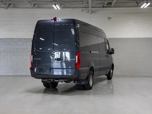 2025 Mercedes-Benz Sprinter 3500 High Roof