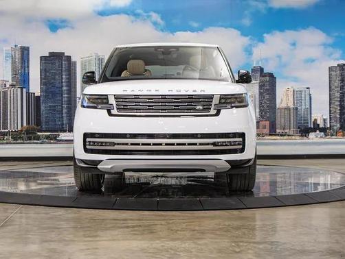 2025 Land Rover Range Rover P400 SE 7 Seat