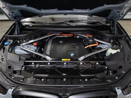2026 BMW X5 PHEV xDrive50e