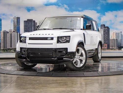 2025 Land Rover Defender 130 P400 X-Dynamic SE
