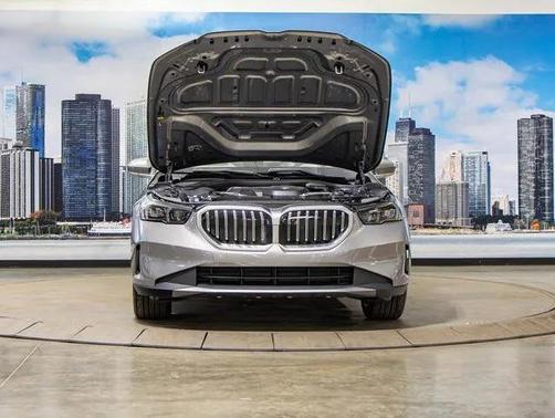 2025 BMW 530 xDrive