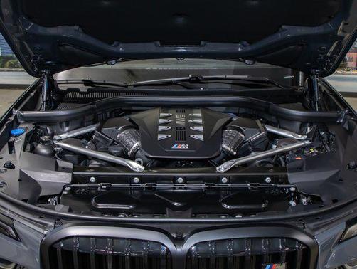 2026 BMW X7 M60i