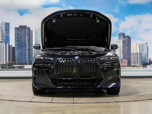 2025 BMW 760 i xDrive