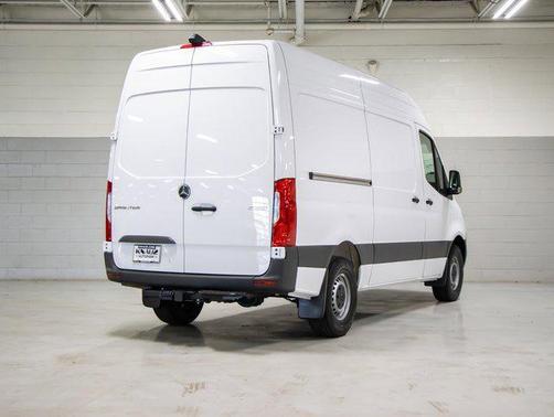 2025 Mercedes-Benz Sprinter 2500 Cargo 144 WB