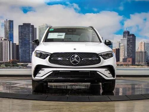 Polar White 2026 Mercedes-Benz GLC 300 4MATIC