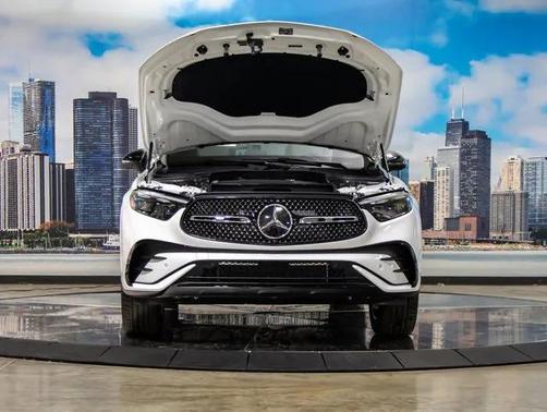 2026 Mercedes-Benz GLC 300 4MATIC