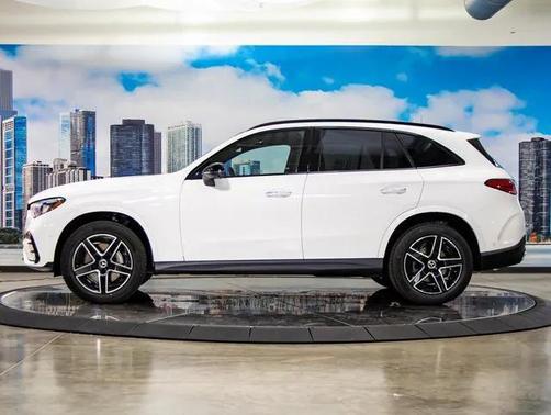 2026 Mercedes-Benz GLC 300 4MATIC