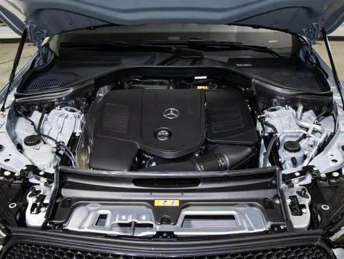 MANUFAKTUR Alpine Grey 2026 Mercedes-Benz GLC 300 4MATIC