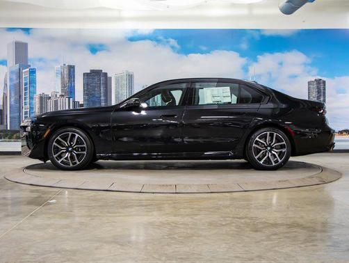 2025 BMW 760 i xDrive