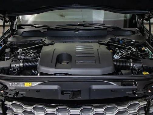 2025 Land Rover Discovery P360 Metropolitan Edition