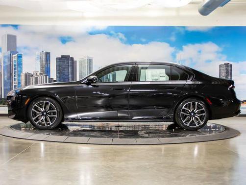 Black Sapphire Metallic 2026 BMW 760 xDrive