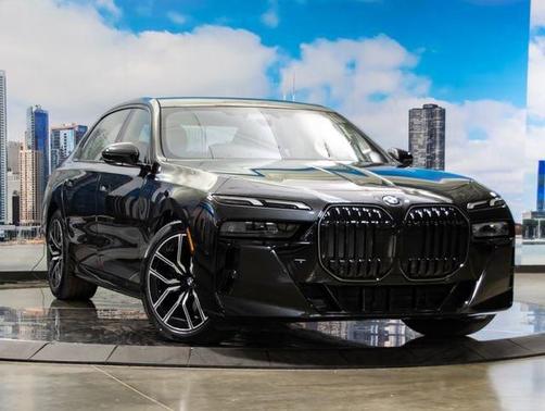 Black Sapphire Metallic 2026 BMW 760 xDrive