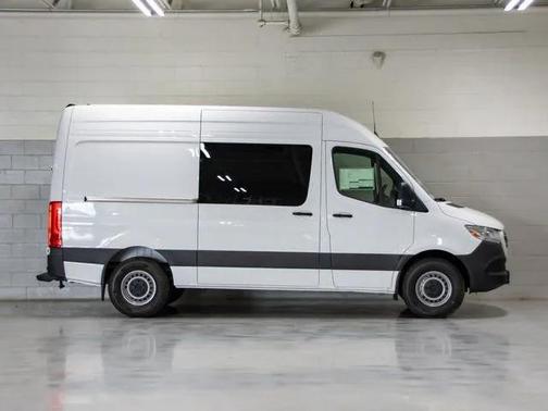 2024 Mercedes-Benz Sprinter 2500 High Roof
