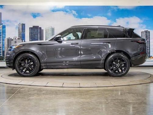2026 Land Rover Range Rover Velar P250 SE R-Dynamic