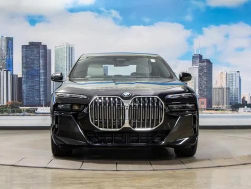 2025 BMW 740 xDrive