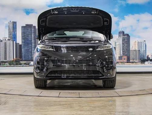 2025 Land Rover Range Rover Sport SE