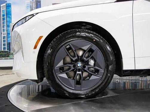 2026 BMW iX xDrive45
