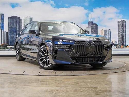 2025 BMW 750e i xDrive