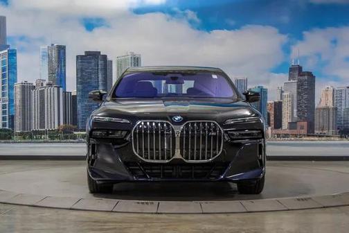 2024 BMW i7 M70