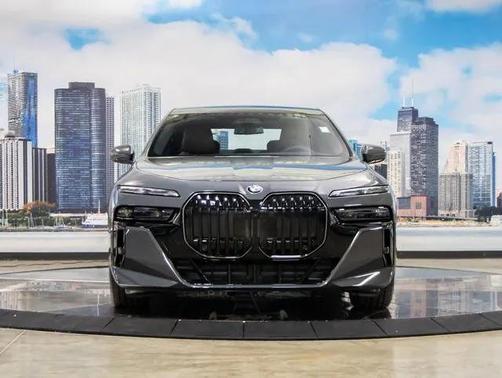 2026 BMW 760 xDrive