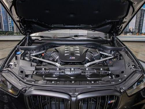 Black Sapphire Metallic 2026 BMW X5 M60i