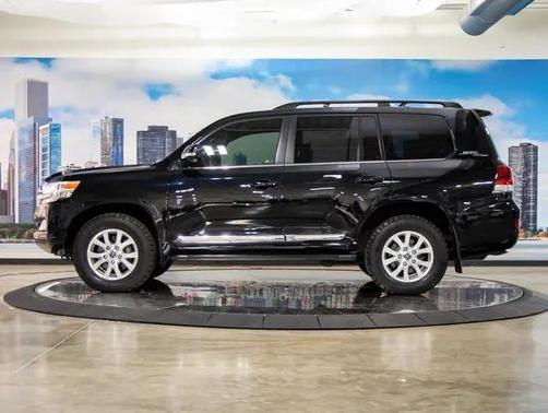2021 Toyota Land Cruiser Base