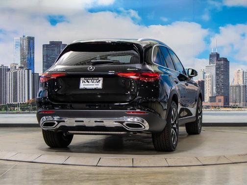 2025 Mercedes-Benz GLC 350e Base