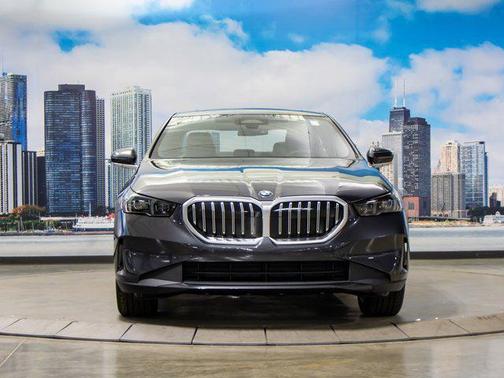2025 BMW 530 i xDrive