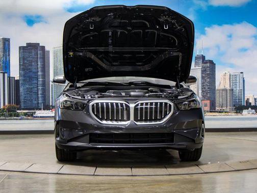 2025 BMW 530 i xDrive