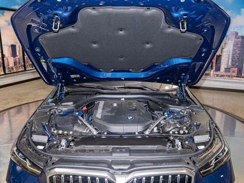 Phytonic Blue Metallic 2027 BMW 540 xDrive