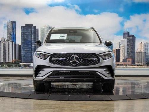 MANUFAKTUR Alpine Grey 2026 Mercedes-Benz GLC 300 4MATIC