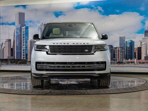 Hakuba Silver Metallic 2025 Land Rover Range Rover P530 SE