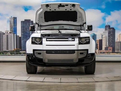 2025 Land Rover Defender 110 P500 X-Dynamic SE