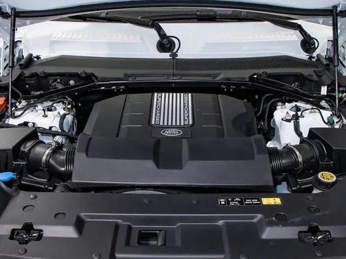 2025 Land Rover Defender 110 P500 X-Dynamic SE