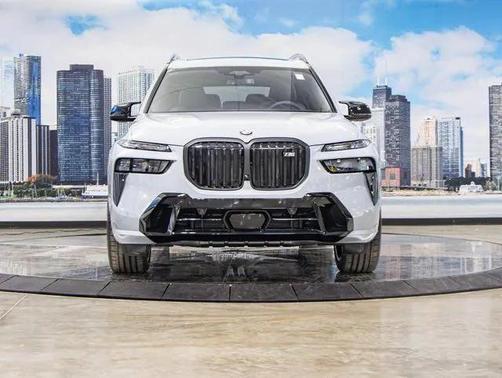2026 BMW X7 M60i