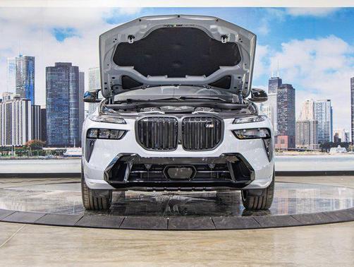 2026 BMW X7 M60i