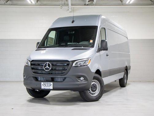 2025 Mercedes-Benz Sprinter 2500 Cargo 170 WB