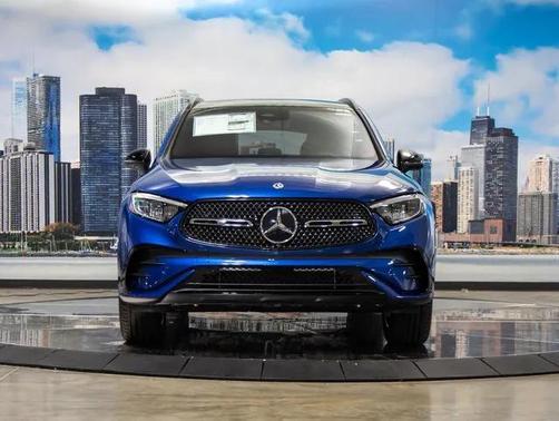 2026 Mercedes-Benz GLC 300 4MATIC