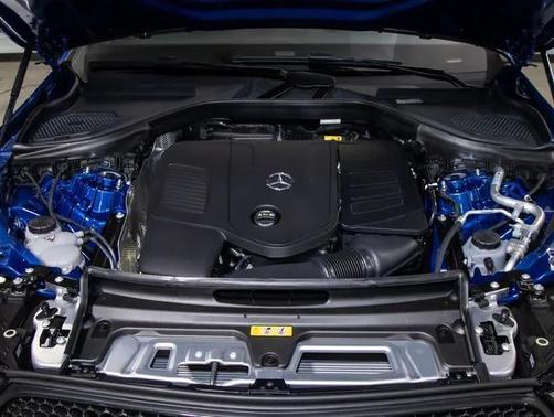 2026 Mercedes-Benz GLC 300 4MATIC