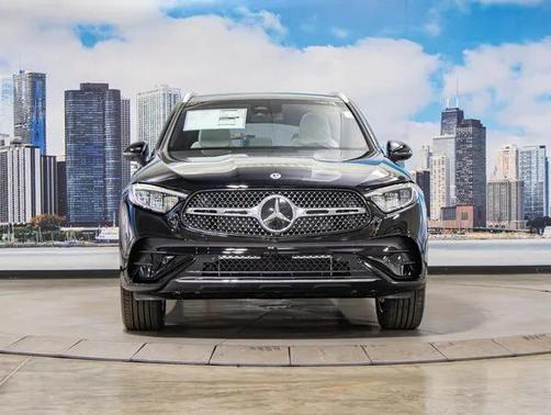2026 Mercedes-Benz GLC 300 4MATIC