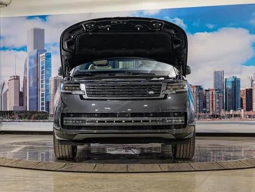 2026 Land Rover Range Rover SE Phev
